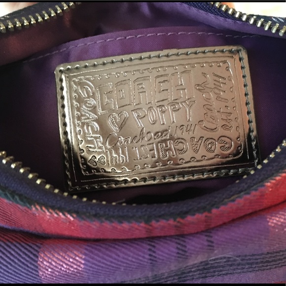 SOLD Coach Poppy Tartan Berry Plaid Crossbody - Picture 4 of 7